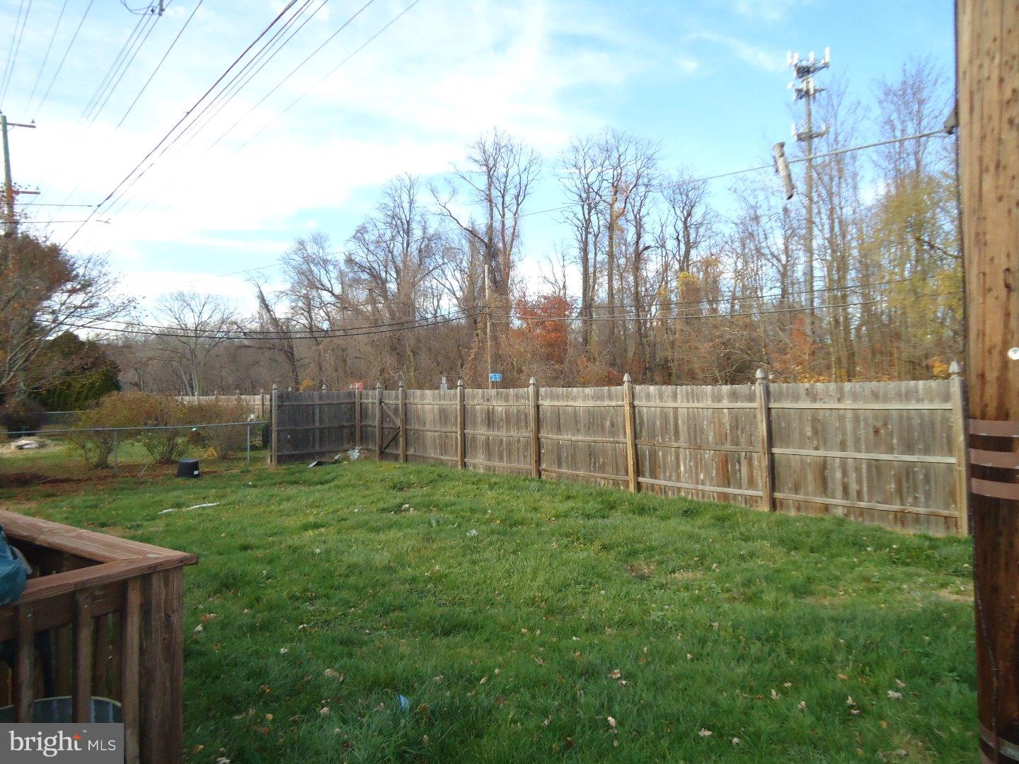 2 Quickset Road Levittown, PA 19057 - Photo 21 of 21 Back Yard
