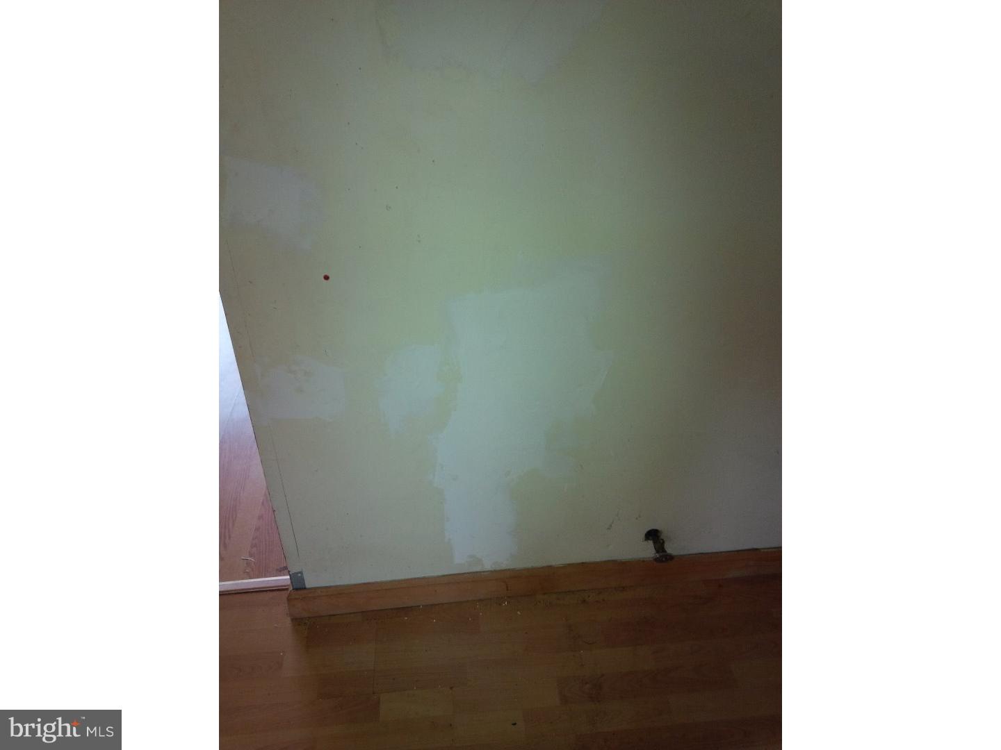 2 Quickset Road Levittown, PA 19057 - Photo 5 of 21 Gallery Image 5
