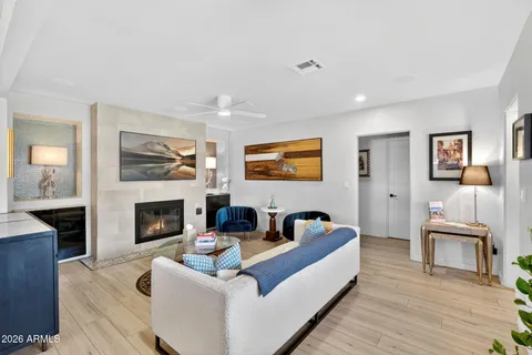 $775,000 | 938 West Portland Street, Phoenix, AZ 85007
