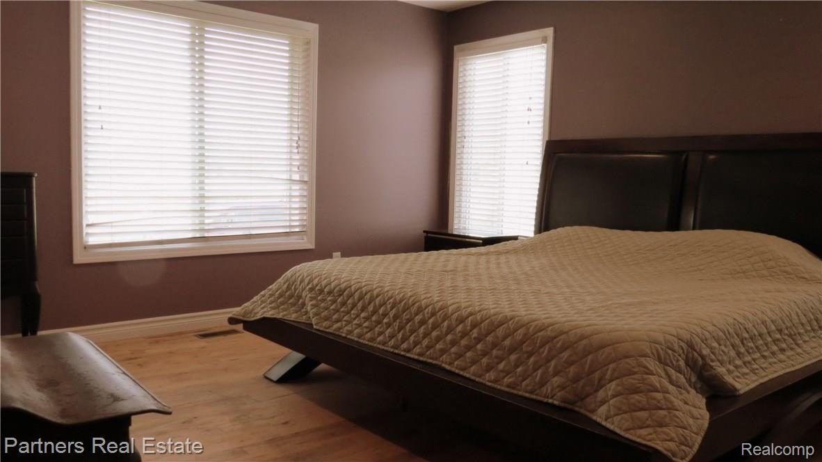 4850 Deal Road Fowlerville, MI 48836 - Photo 22 of 49 Master Bedroom at Deal Rd 4.JPG