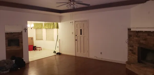 $2,300 | 2017 5th Street, Orange, TX 77630