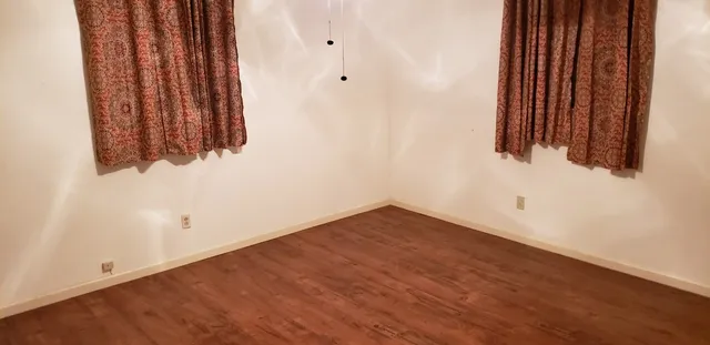 $2,300 | 2017 5th Street, Orange, TX 77630