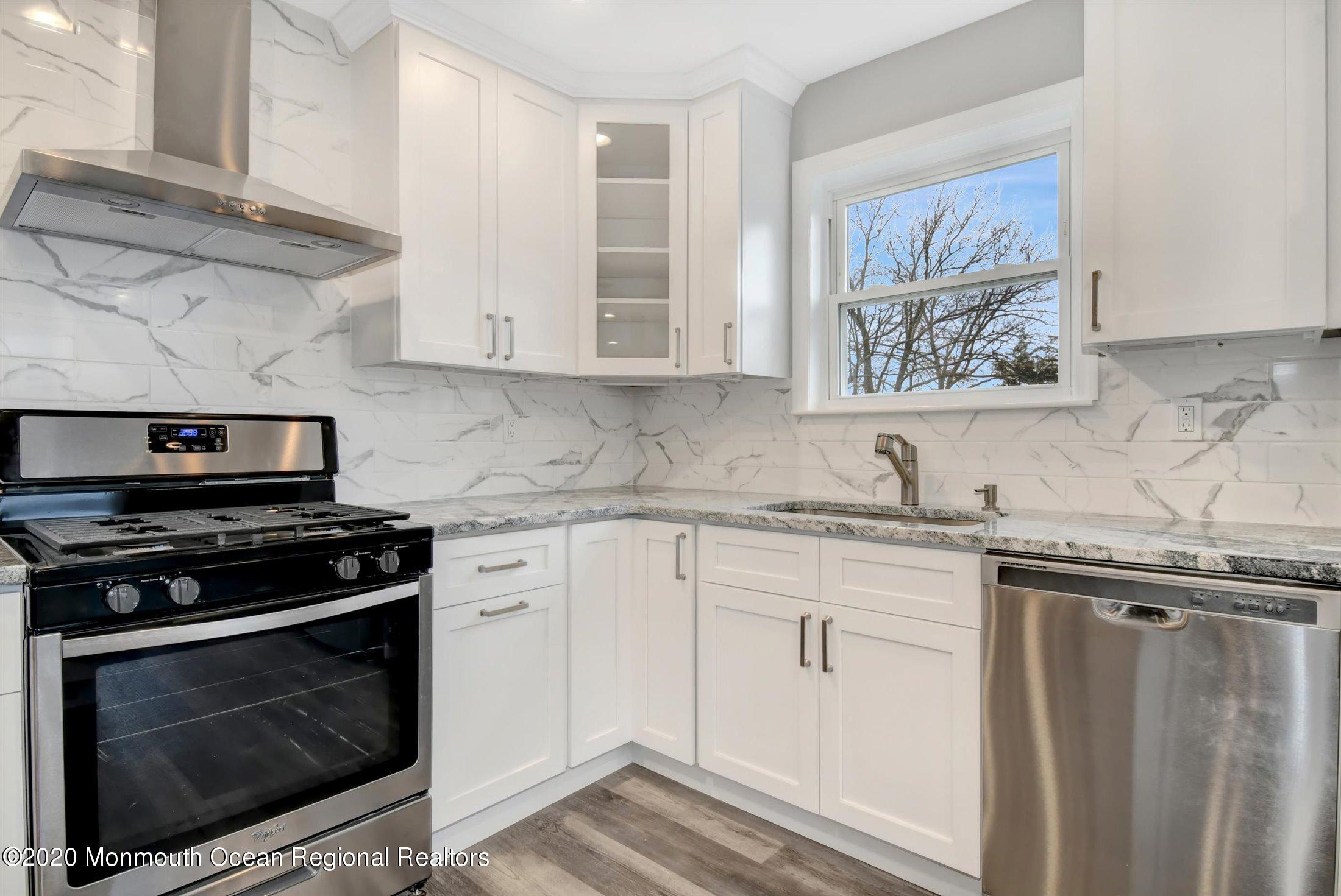 1 Nantucket Court Howell, NJ 07731 - Photo 13 of 29 12-Kitchen