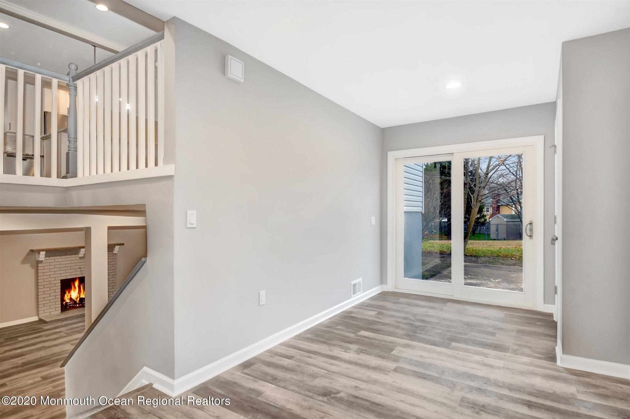 1 Nantucket Court Howell, NJ 07731 - Photo 5 of 29 05-Foyer