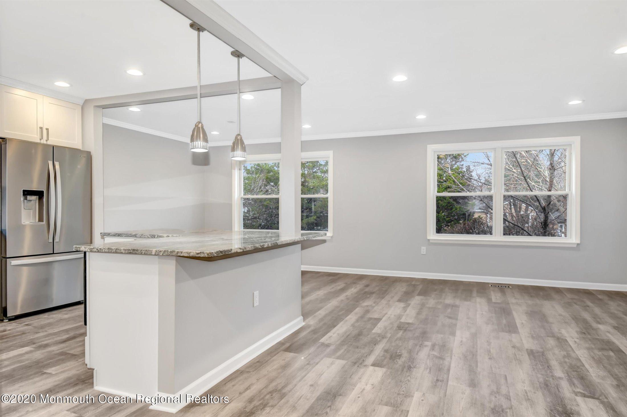 1 Nantucket Court Howell, NJ 07731 - Photo 6 of 29 06-Living Room