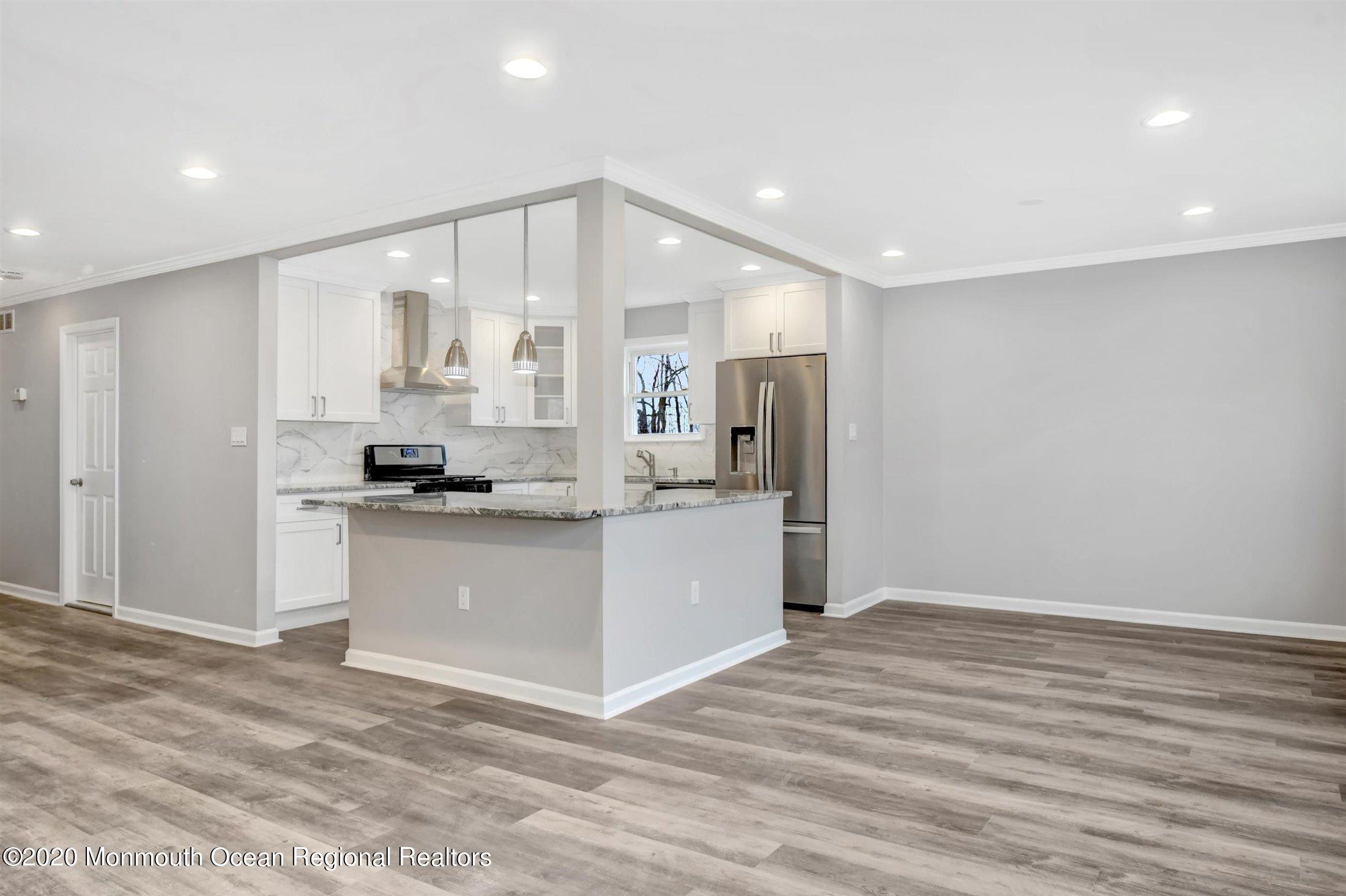 1 Nantucket Court Howell, NJ 07731 - Photo 7 of 29 07-Dining Room to Kitchen