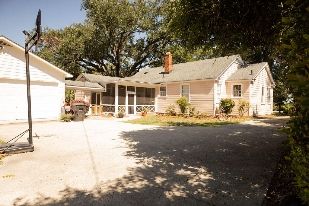 212 Valley Street Walterboro, SC 29488 - Photo 32 of 32 3T6A6470