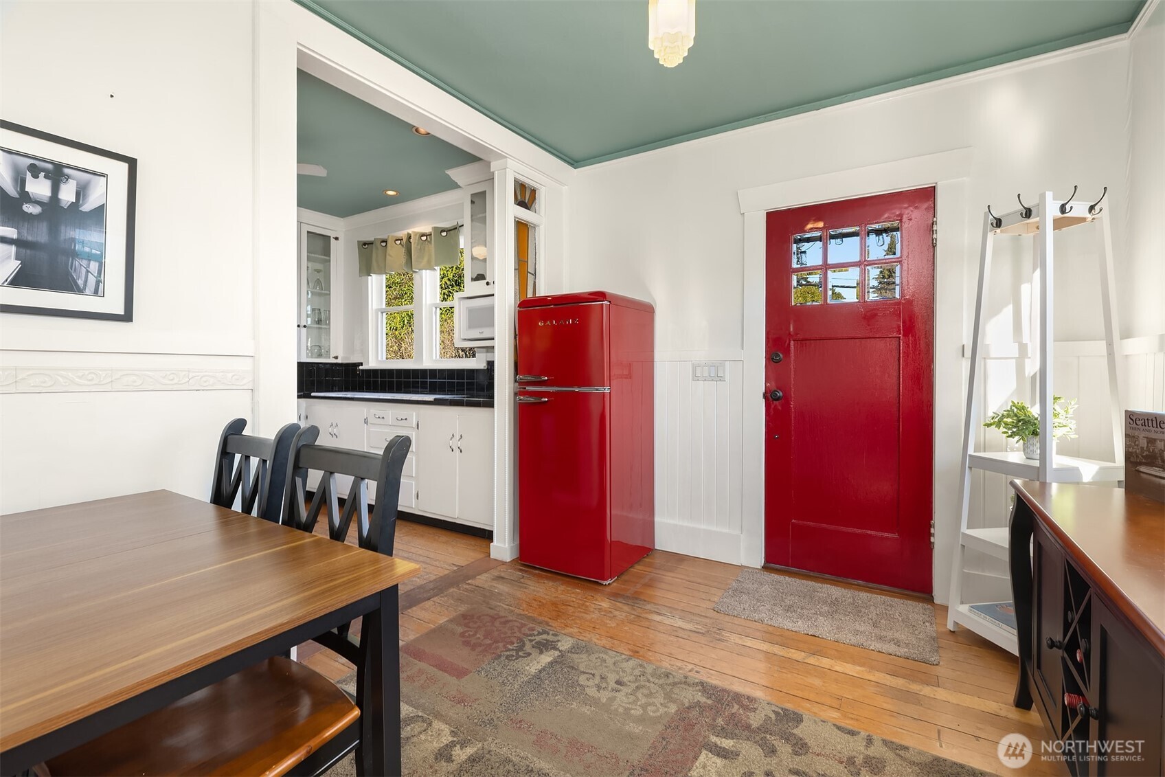 4015 Southwest Hudson Street Seattle, WA 98136 - Photo 17 of 33 Gallery Image 17