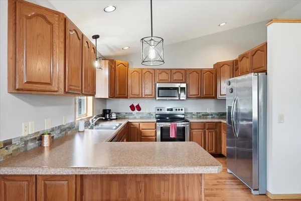 $260,000 | S1171 Highland Springs, Spring Valley, WI 54767