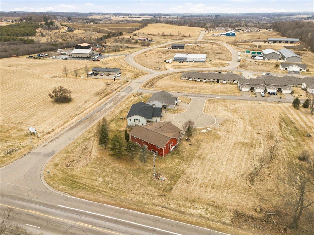 S1171 Highland Springs Spring Valley, WI 54767 - Photo 6 of 29