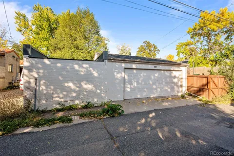 $975,000 | 2620 Bellaire Street, Denver, CO 80207