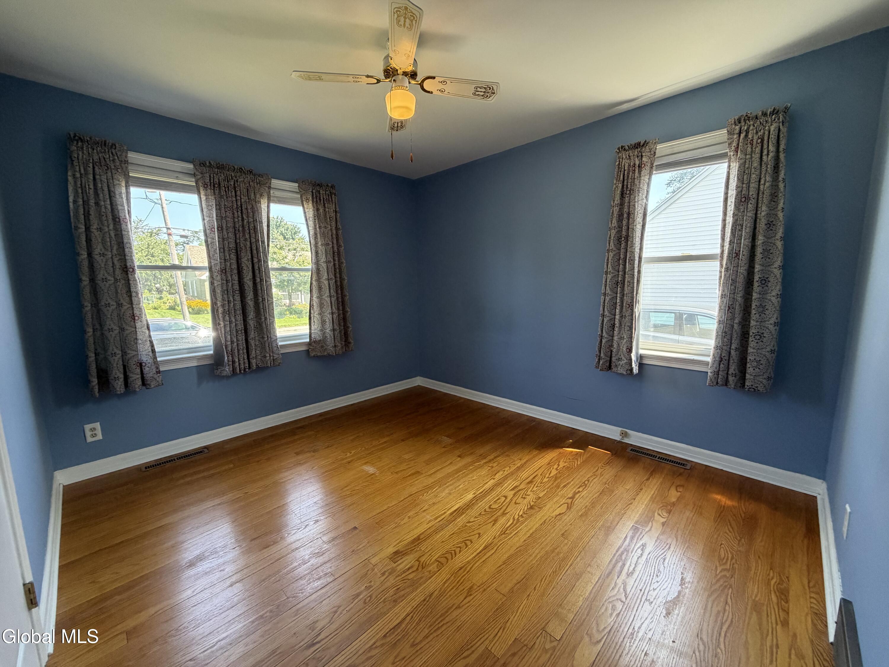 1205 Highbridge Road Schenectady, NY 12303 - Photo 19 of 33 16