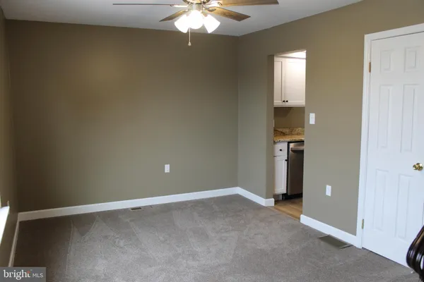 $2,150 | 2620 Mountain Lane, Allentown, PA 18103