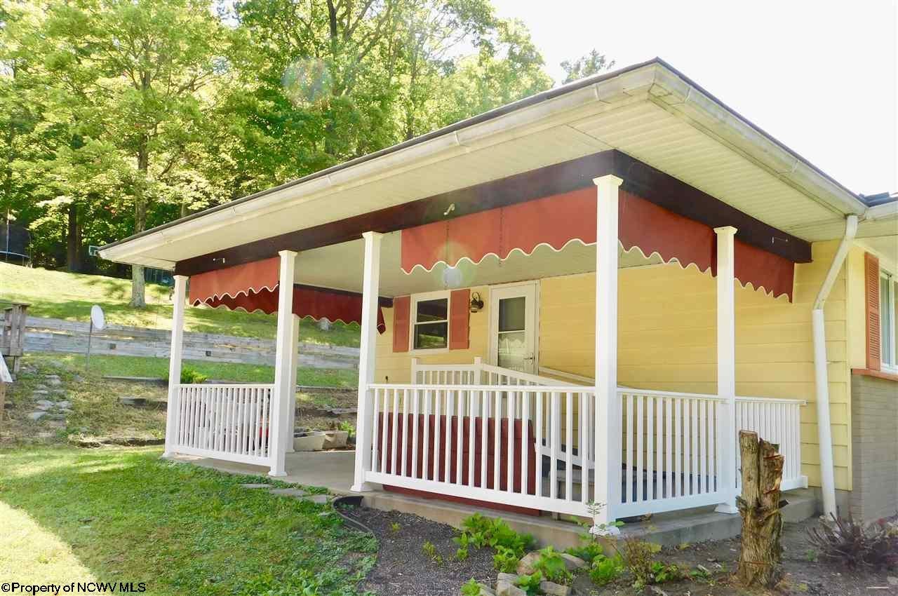 1211 Smithtown Road Morgantown, WV 26508 - Photo 4 of 20 Gallery Image 4