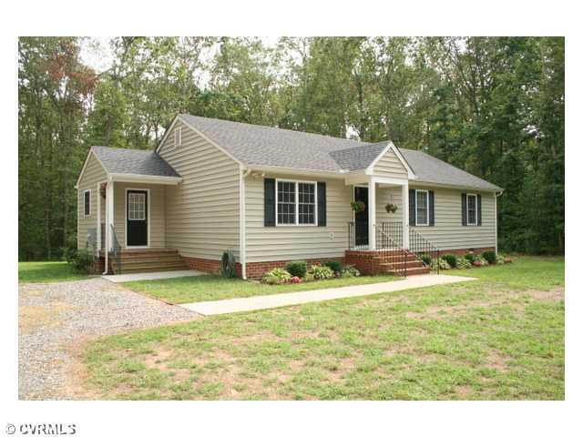 Exterior Front - Welcome to 1168 Epworth Rd!