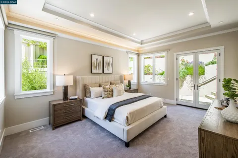 $3,980,000 | 84 Mossbridge Lane, Orinda, CA 94563