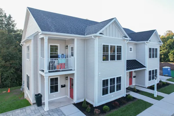 $3,150 | 213 Old Towne Road, Cheshire, CT 06410