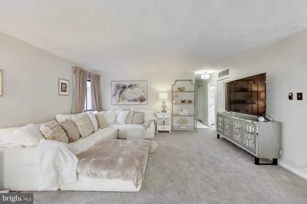 $350,000 | 1904 Ardenwood Terrace, Crofton, MD 21114
