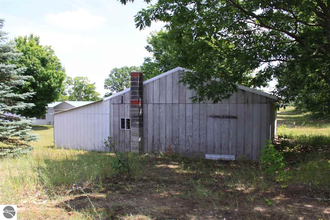 12772 Litzen Road Copemish, MI 49625 - Photo 14 of 57 1778614-13.JPG