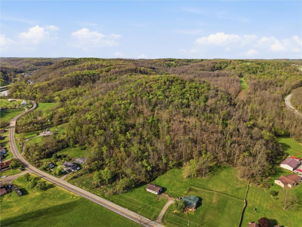 0 Lardintown Road Tarentum, PA 15084 - Photo 4 of 11 a view of a yard