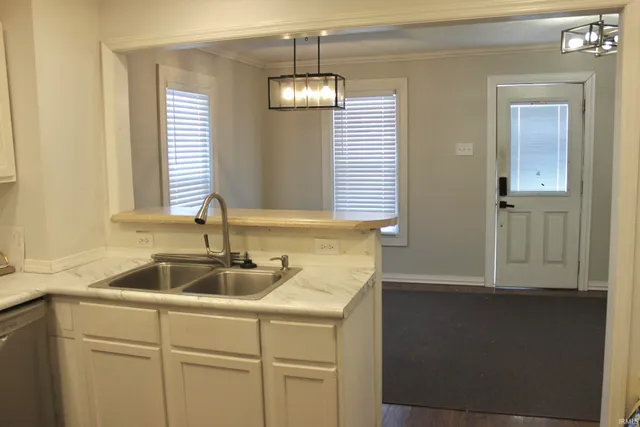 $165,000 | 310 South Walnut Street, Plymouth, IN 46563