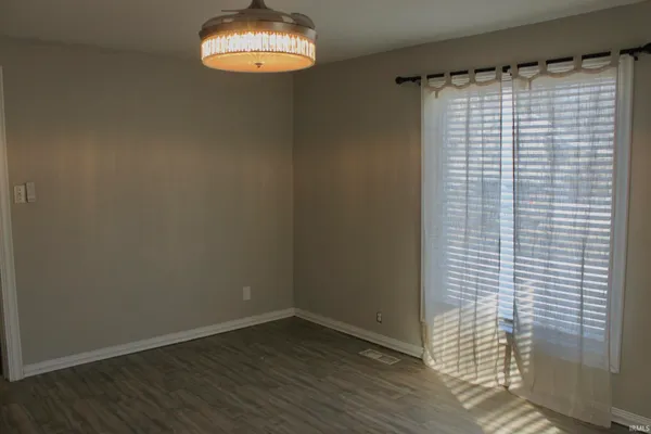 $129,500 | 310 South Walnut Street, Plymouth, IN 46563