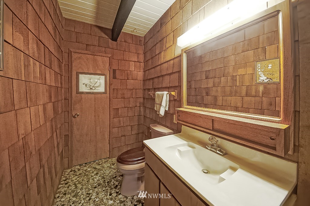9351 Northeast North Shore Road Belfair, WA 98528 - Photo 22 of 25 Gallery Image 22