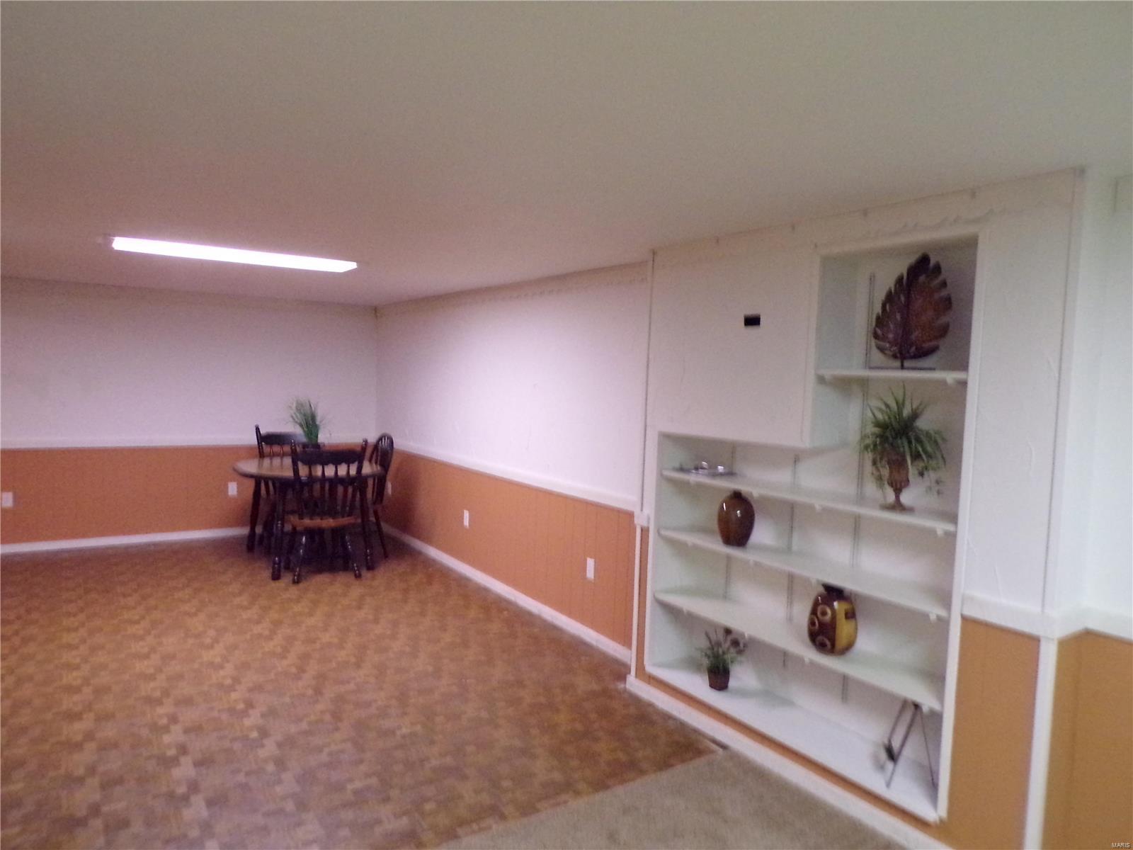 1080 Mullanphy Road Florissant, MO 63031 - Photo 11 of 23 Gallery Image 11