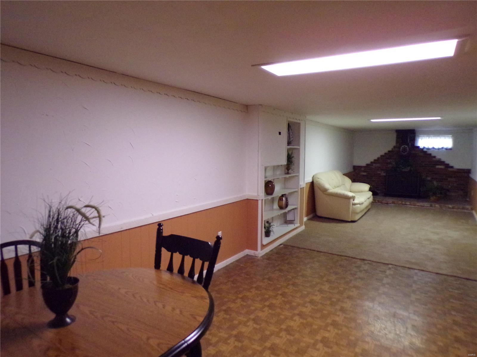 1080 Mullanphy Road Florissant, MO 63031 - Photo 13 of 23 Gallery Image 13
