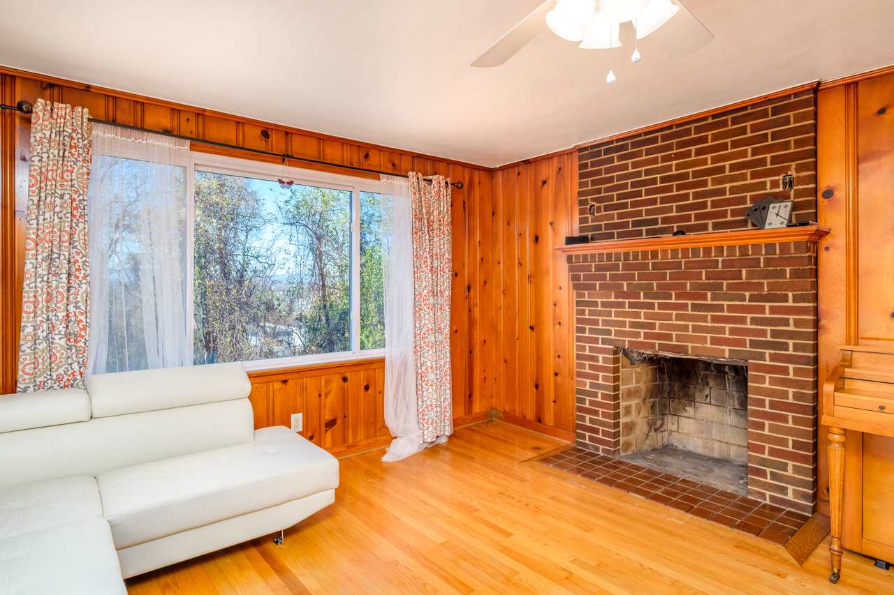 401 Amherst Road Staunton, VA 24401 - Photo 4 of 37 Gallery Image 4