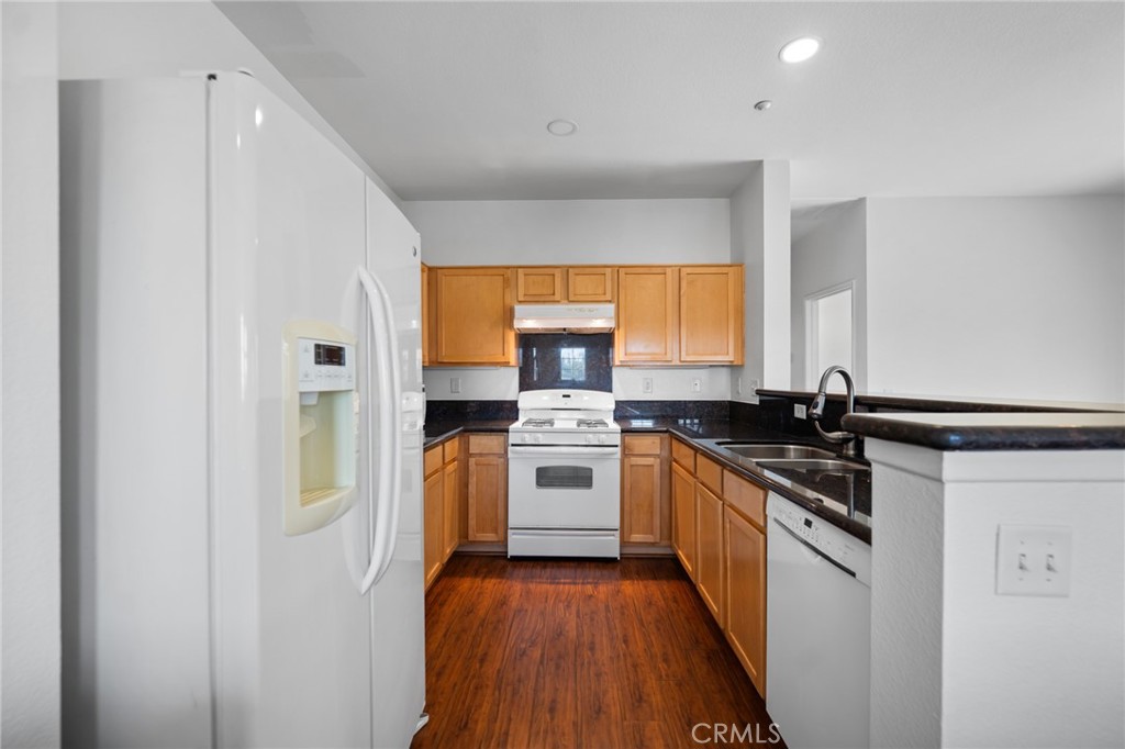 7353 Ellena West, Unit 74 Rancho Cucamonga, CA 91730 - Photo 6 of 33