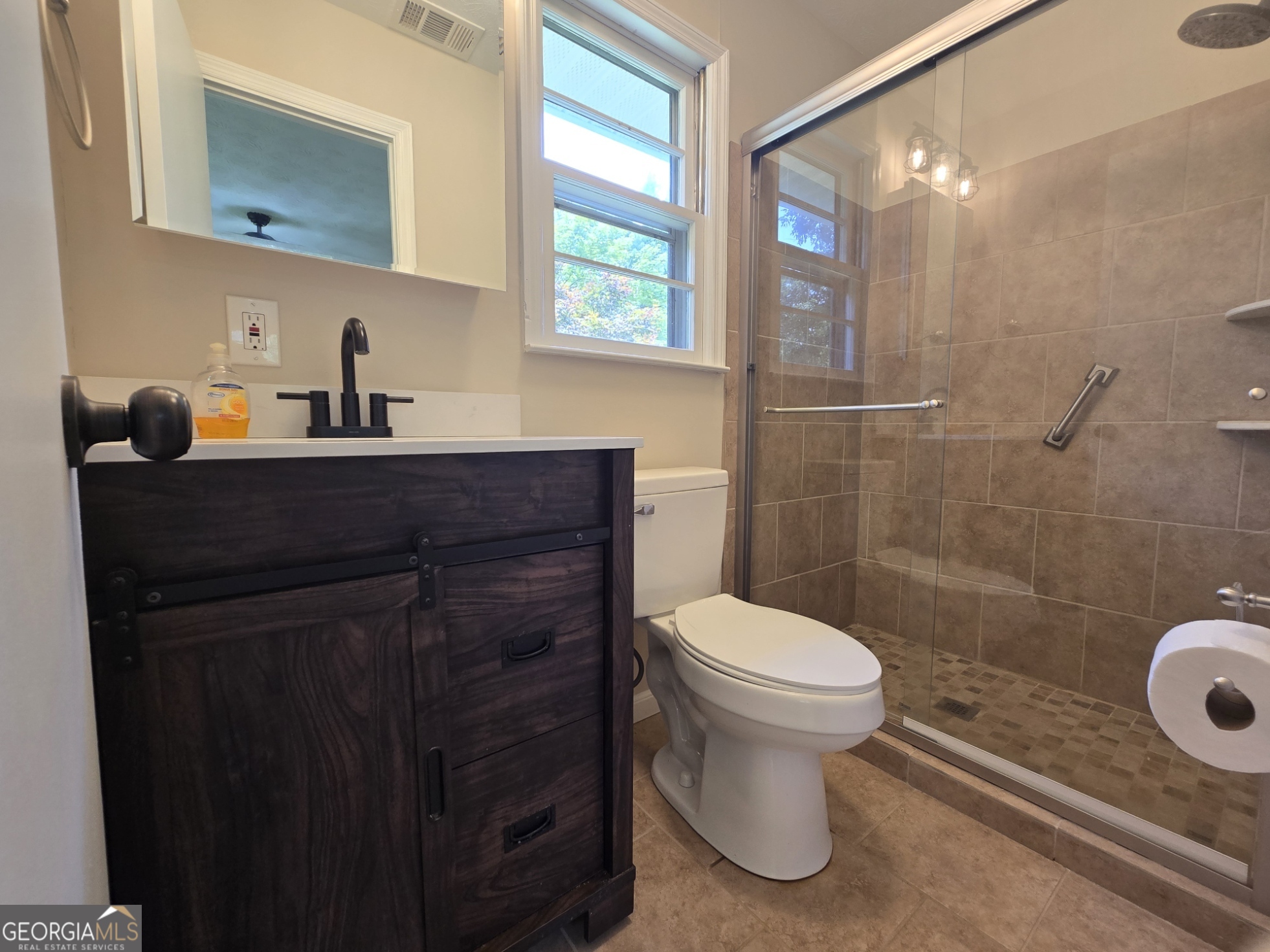 606 Viewpoint Drive Jackson, GA 30233 - Photo 18 of 29