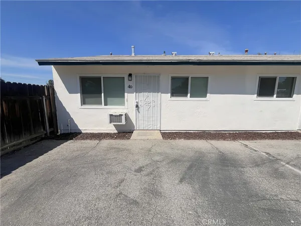 $1,595 | 1342 Agate Avenue, Unit 4D, Mentone, CA 92359