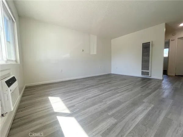 $1,595 | 1342 Agate Avenue, Unit 4D, Mentone, CA 92359