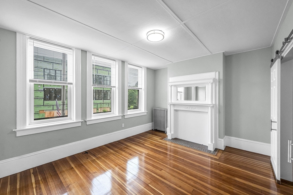 76 Maple Street Northampton, MA 01062 - Photo 8 of 21