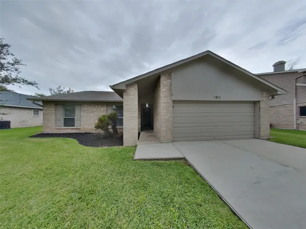 $1,629 | 1911 Deaf Smith Drive, Richmond, TX 77406