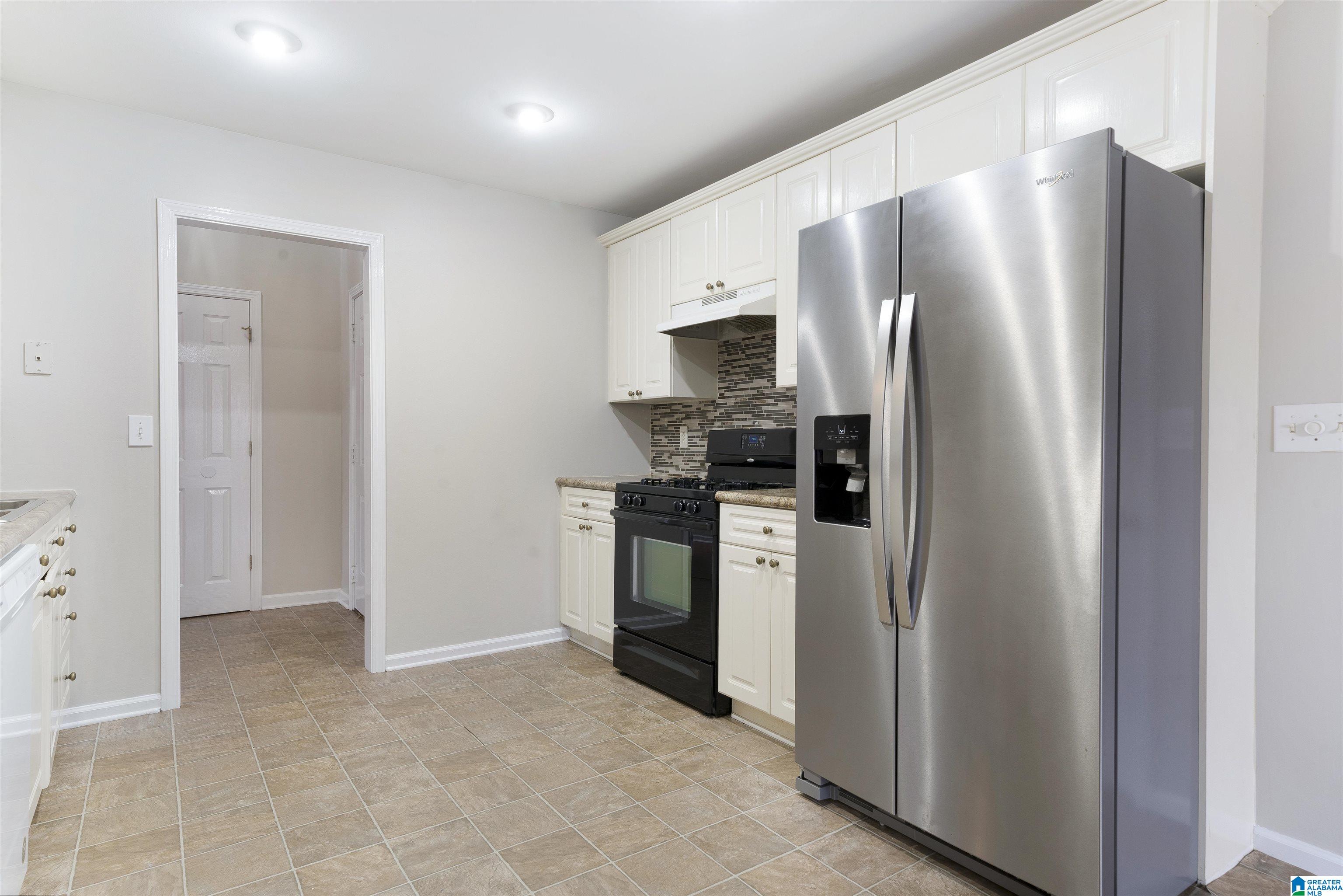 127 Roy Court Helena, AL 35080 - Photo 11 of 28
