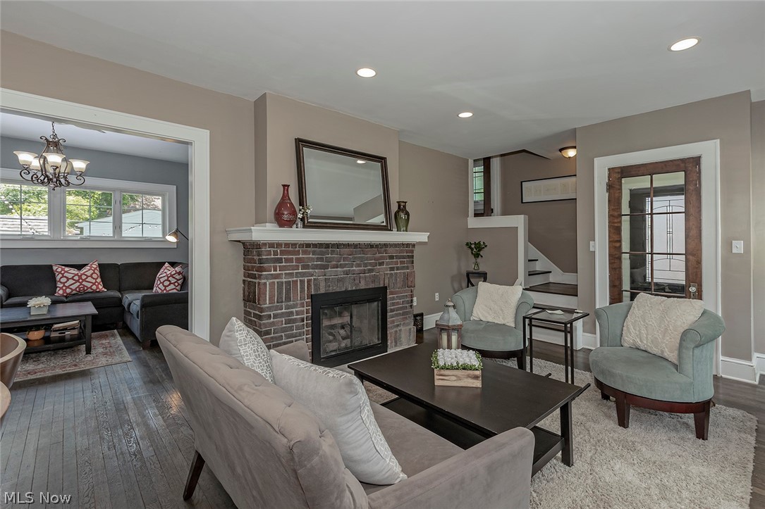 3160 Yorkshire Road Cleveland, OH 44118 - Photo 6 of 35 Gallery Image 6