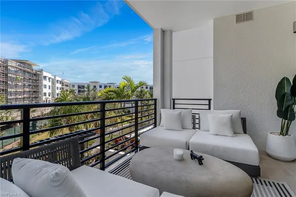 $14,500 | 1115 Central Avenue, Unit 340, Naples, FL 34102