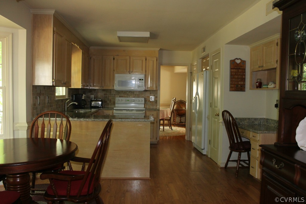 5714 Sandstone Ridge Terrace Midlothian, VA 23112 - Photo 8 of 16 Gallery Image 8