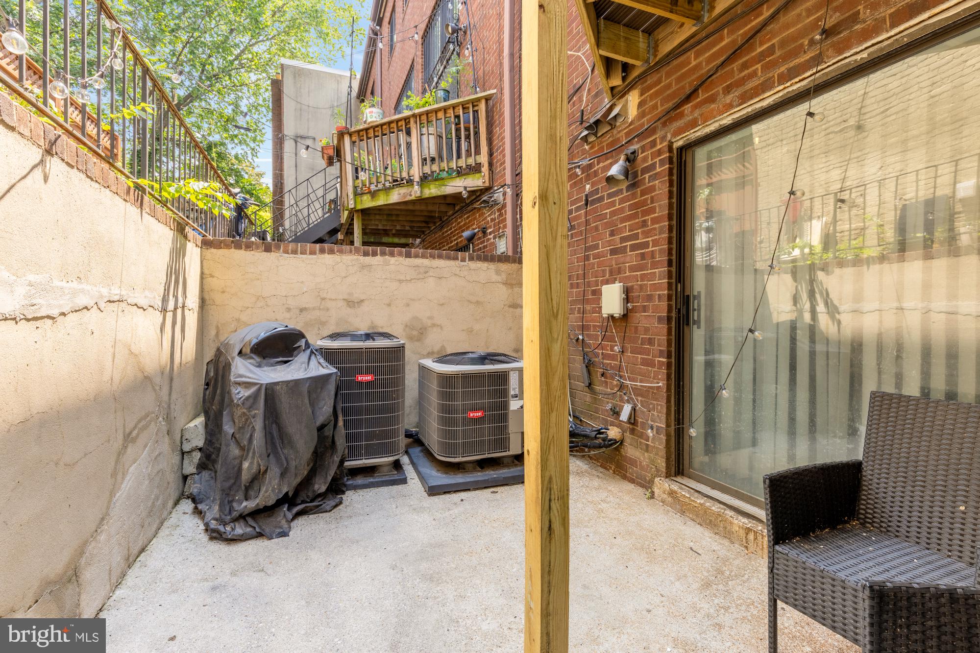 406 15th Street Southeast Washington, DC 20003 - Photo 37 of 39