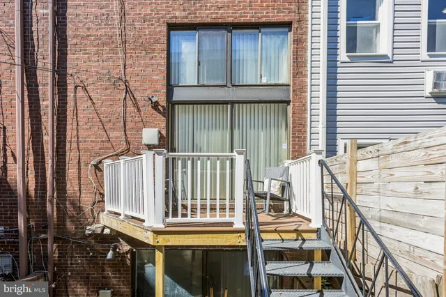 $962,500 | 406 15th Street Southeast, Washington, DC 20003