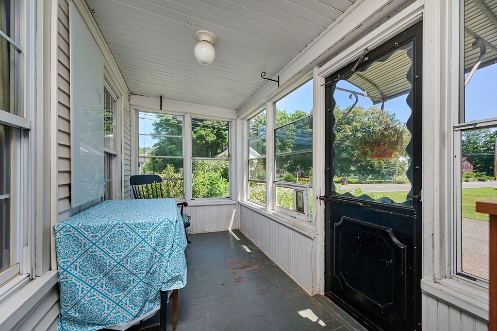 666 Montgomery Road Westfield, MA 01085 - Photo 7 of 42