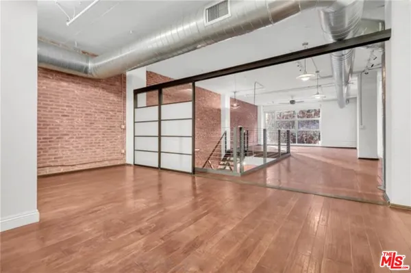 $5,500 | 510 South Hewitt Street, Unit 102, Los Angeles, CA 90013