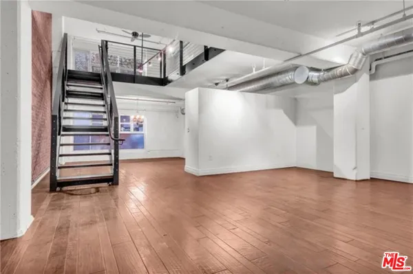 $5,500 | 510 South Hewitt Street, Unit 102, Los Angeles, CA 90013