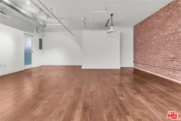$5,500 | 510 South Hewitt Street, Unit 102, Los Angeles, CA 90013