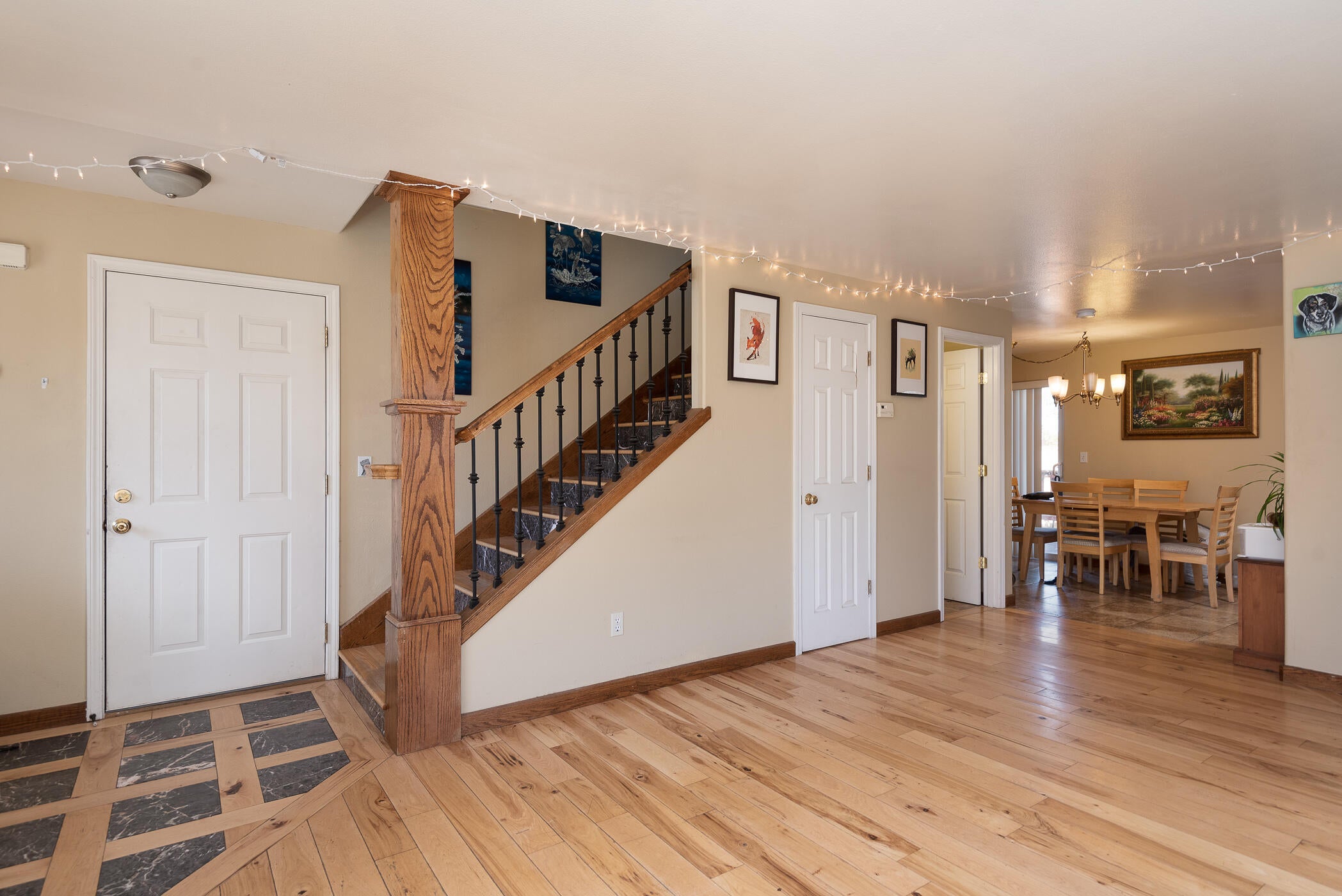 1543 Glacier Ridge Road Bend, OR 97701 - Photo 2 of 24 02 Entry and Stairs