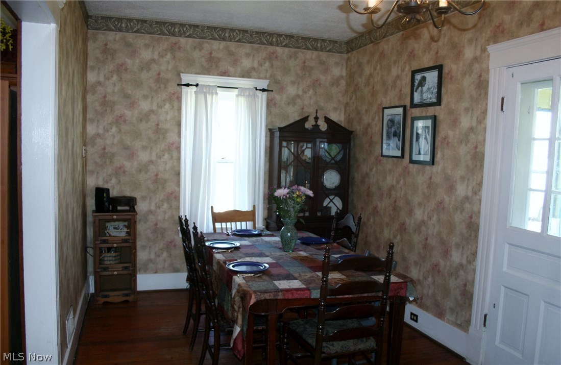 4811 Detroit Road Sheffield Lake, OH 44054 - Photo 12 of 35 Dining Room