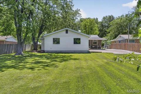 $435,000 | 1339 Virginia Drive, Ellisville, MO 63011