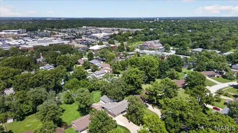 $435,000 | 1339 Virginia Drive, Ellisville, MO 63011